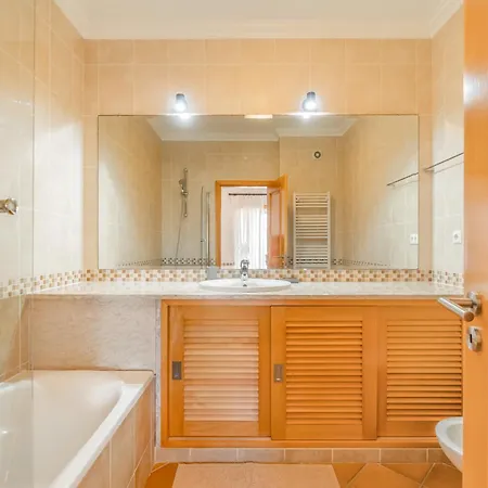 The Sea Breeze Haven In D'el Rey 아파트